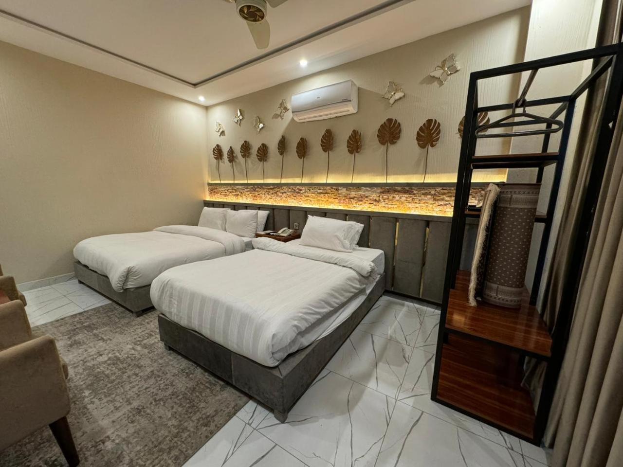 Shelton Boulevard Hotel Lahor Dış mekan fotoğraf